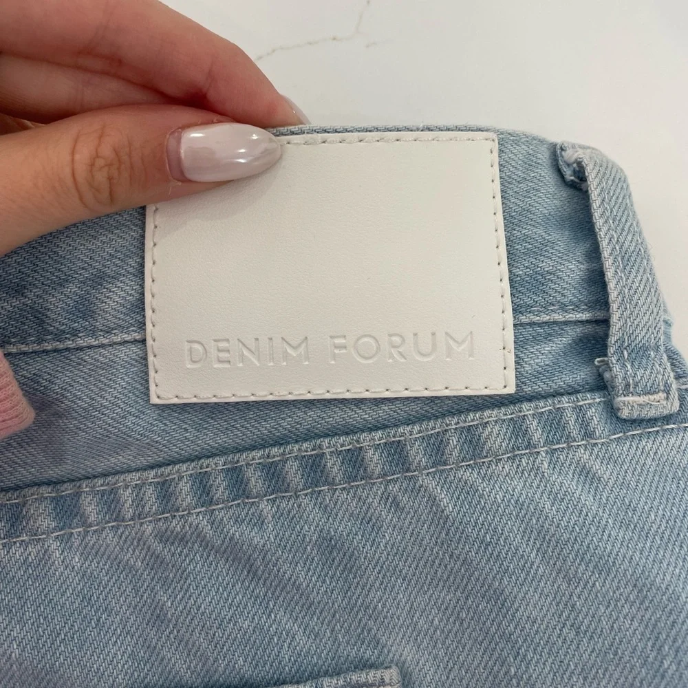 Like New Denim‎ Forum 90’s Mid-Rise Cargo Mini Skirt - Picture 6 of 7